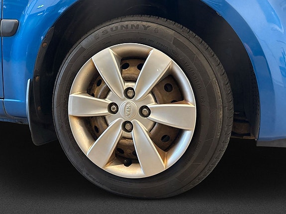 Kia Rio 11 of 11