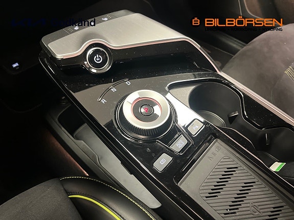 Kia EV6 12 of 17