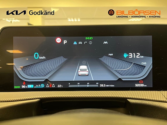 Kia EV6 10 of 17