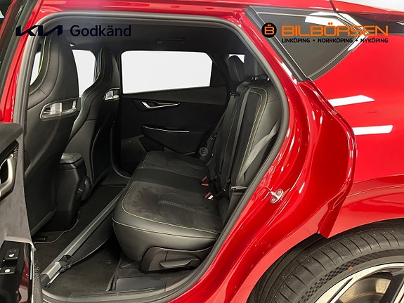 Kia EV6 9 of 17