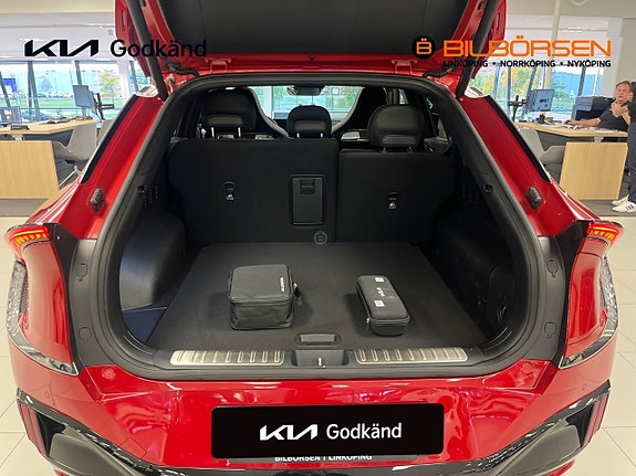 Kia EV6 14 of 17