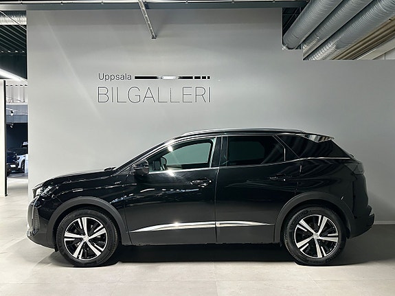Peugeot 3008 2 of 5