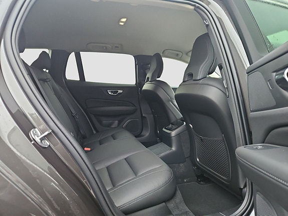 Volvo V60 16 of 19