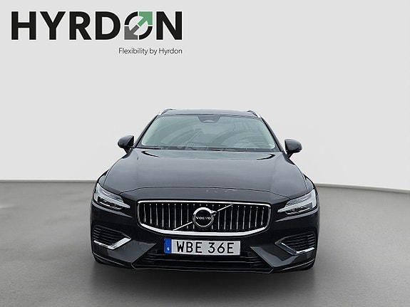 Volvo V60 2 of 5