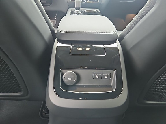 Volvo V60 19 of 19