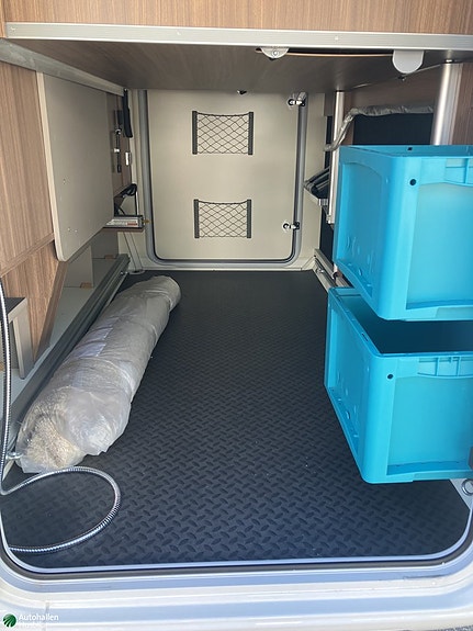 Eura Mobil Sista demo!!! Integra 760 QF ALDE 180hk Automat Skinn Bodels AC 19 of 21
