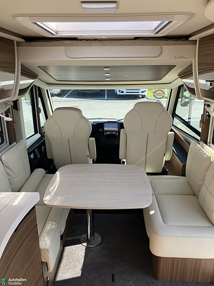 Eura Mobil Sista demo!!! Integra 760 QF ALDE 180hk Automat Skinn Bodels AC 9 of 21