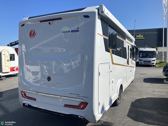 Eura Mobil Sista demo!!! Integra 760 QF ALDE 180hk Automat Skinn Bodels AC 3 of 21