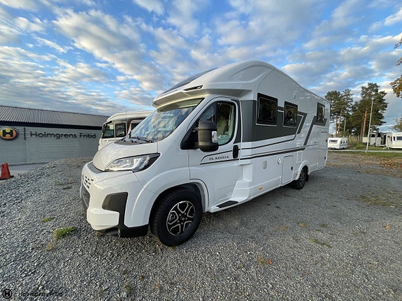 Adria Matrix Plus 670 DL | FACE TO FACE | ALDE VATTENBUSEN VÄRME | 6 of 23