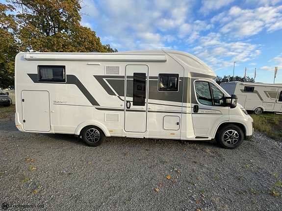Adria Matrix Plus 670 DL | FACE TO FACE | ALDE VATTENBUSEN VÄRME | 2 of 23
