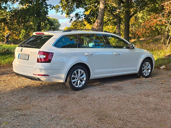 Skoda Octavia 4 of 5