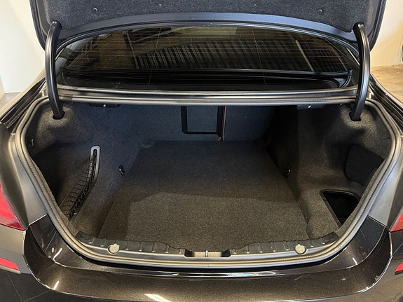 BMW 530i 23 of 23