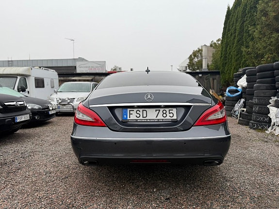 Mercedes-Benz CLS350 7 of 13
