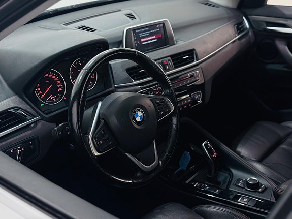 BMW X1 9 of 19