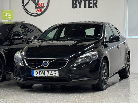 Volvo V40