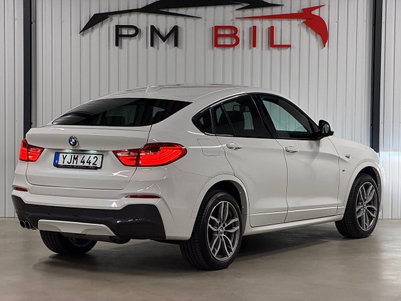 BMW X4 3 of 27