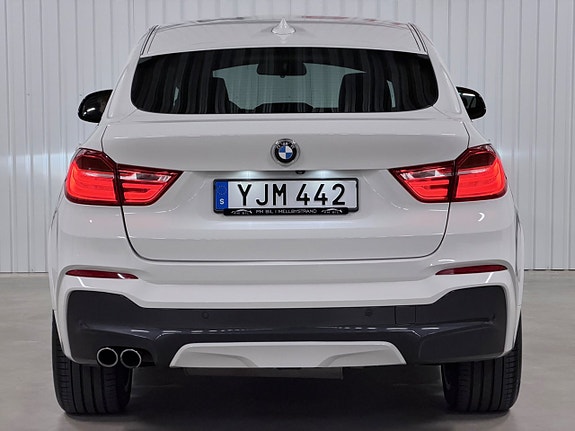 BMW X4 8 of 28