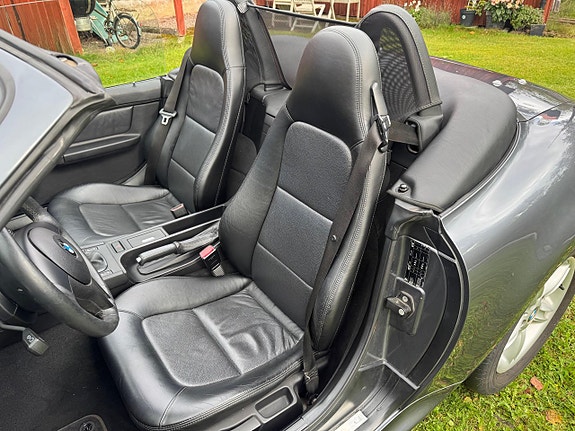 BMW Z3 5 of 5