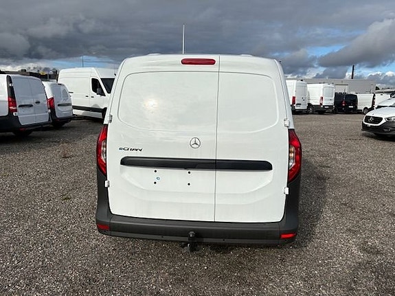 Mercedes-Benz eCitan 3 of 5