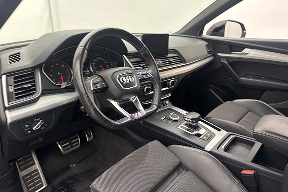 Audi Q5 9 of 28