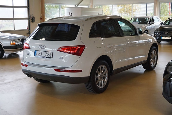 Audi Q5 2 of 5