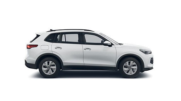 Volkswagen Tiguan 3 of 5