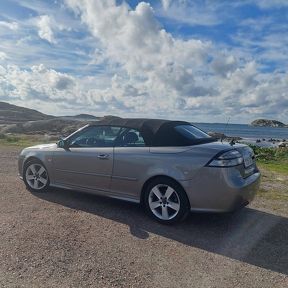 Saab 9-3 4 of 5