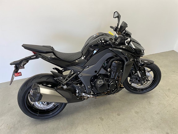 Kawasaki Z1100 6 of 7