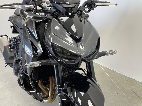 Kawasaki Z1100 4 of 7