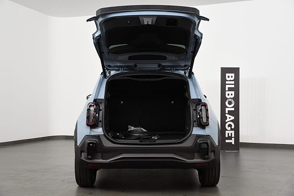 Renault 4 E-Tech 8 of 18