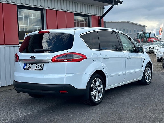Ford S-MAX 5 of 26