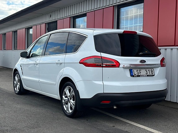 Ford S-MAX 4 of 26
