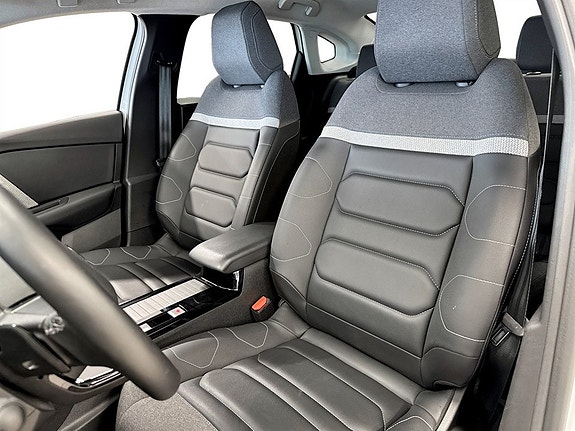Citroen C4 X 5 of 5
