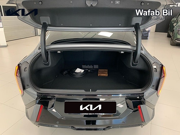 Kia EV4 13 of 20