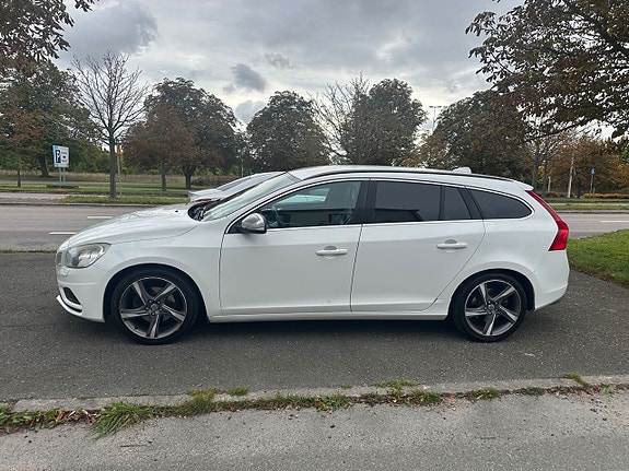 Volvo V60 4 of 5