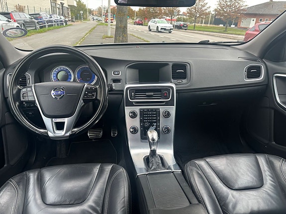 Volvo V60 9 of 9
