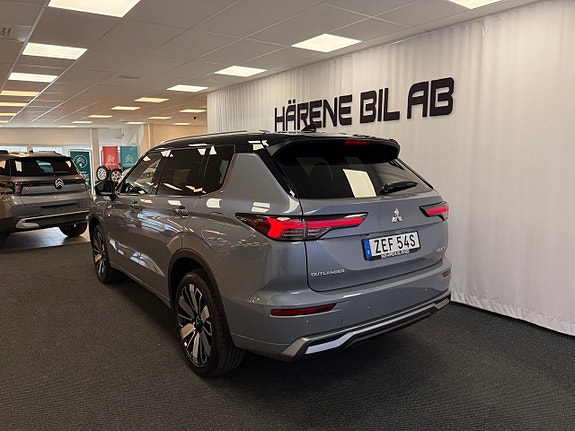 Mitsubishi Outlander 4 of 8