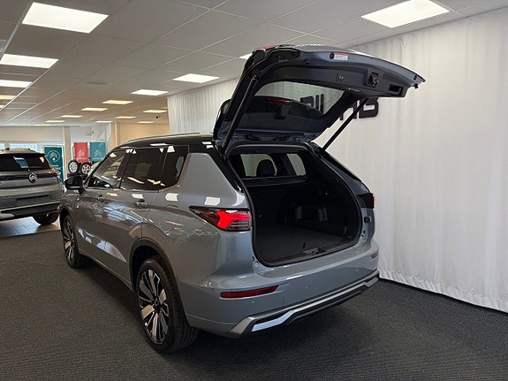 Mitsubishi Outlander 5 of 8