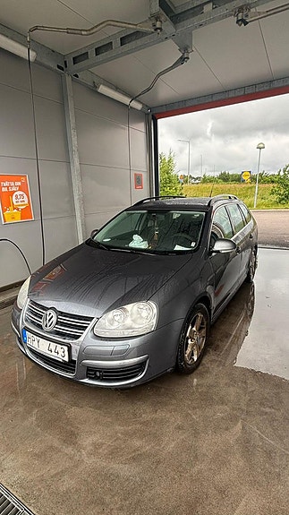 Volkswagen Golf V 4 of 8
