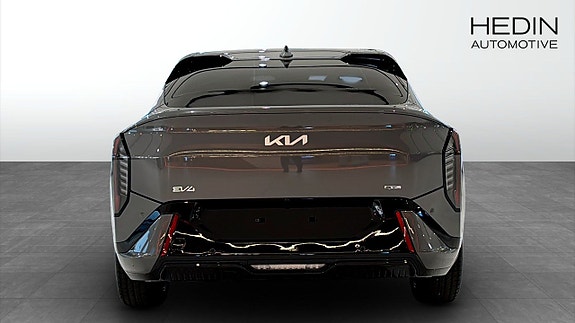 Kia EV4 5 of 12