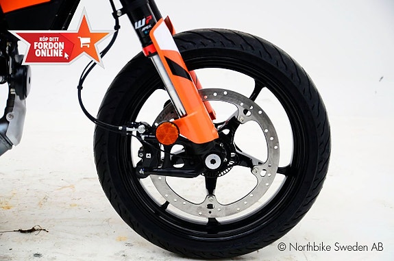 KTM 125 SMC R *PRISSÄNKT*2,99% Räntekampanj* 9 of 10