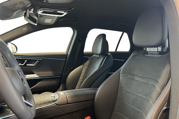 Mercedes-Benz E300 e 12 of 16