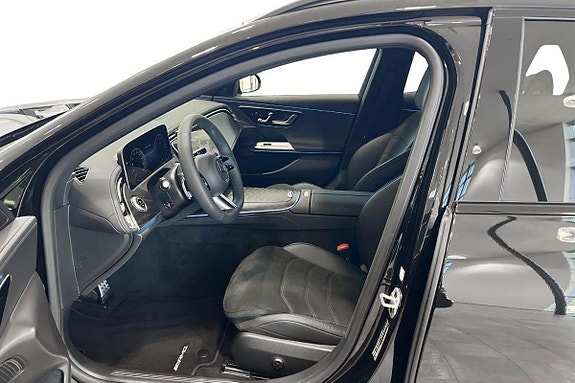 Mercedes-Benz E300 e 9 of 16