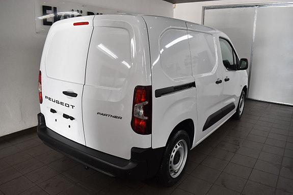 Peugeot Partner 8 of 15