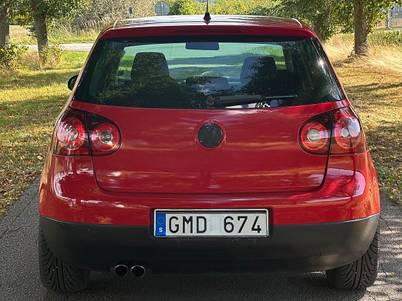 Volkswagen Golf V 6 of 16