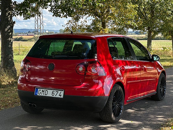 Volkswagen Golf V 7 of 16
