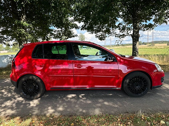 Volkswagen Golf V 4 of 16