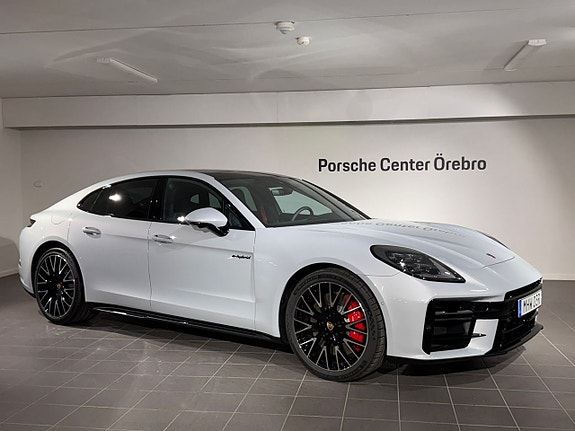 Porsche Panamera 4S