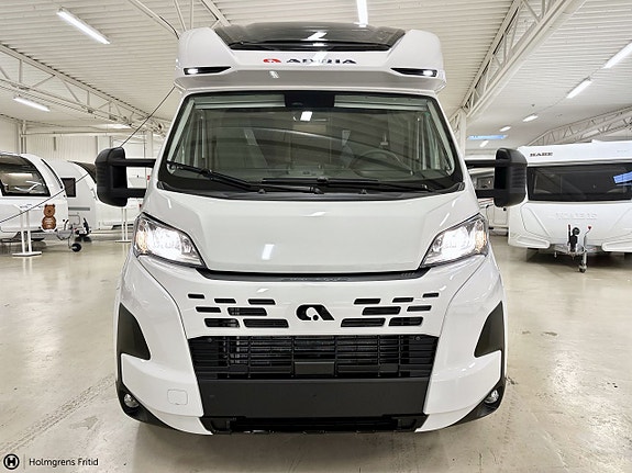 Adria Matrix Plus 670 DL | Face to Face | 6 of 19