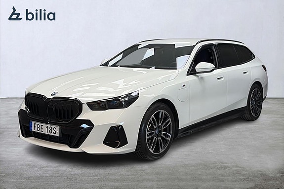 BMW 530e 2 of 16